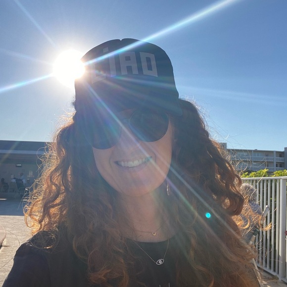 Meet your Posher, Elana - Picture 2 of 2